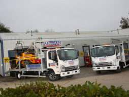 Tool hire firm expands delivery fleet with Isuzu 7.5-tonners