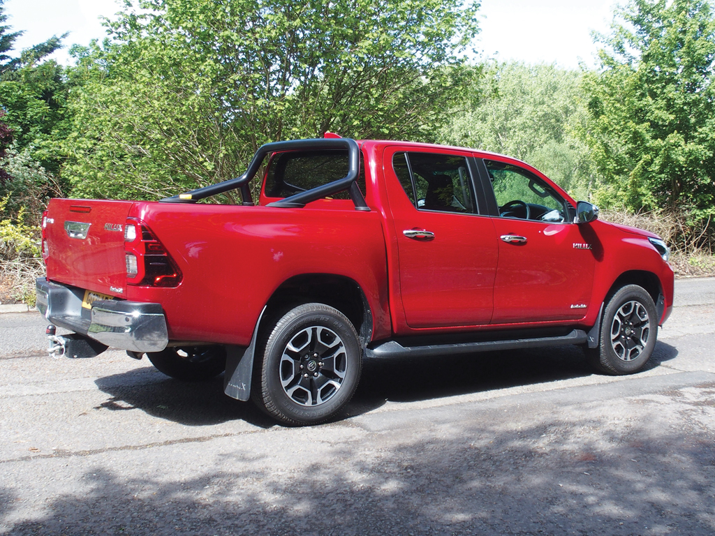Road Test: Toyota Hilux Invincible double cab 2.8D Auto