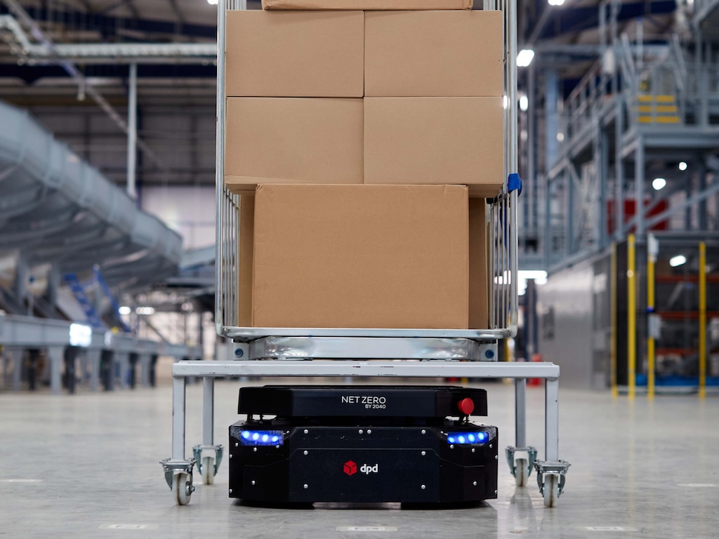 AI-powered robot tech to revolutionise DPD parcel delivery operations