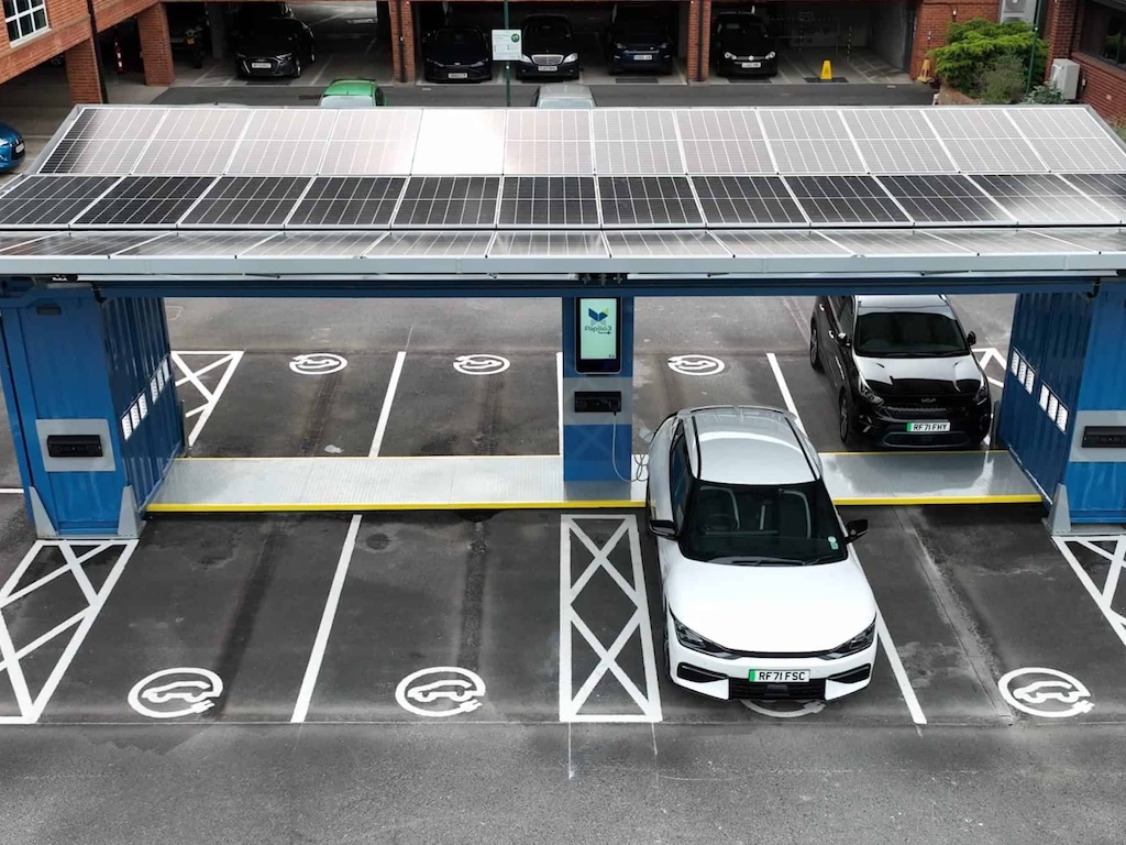 Smart energy hubs can reduce costs and solve fleet EV grid constraints