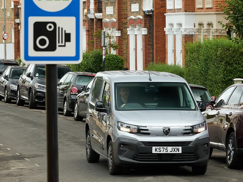 Clean Air Zone charges cost van drivers almost £800 a year | Council revenues near £1.5bn