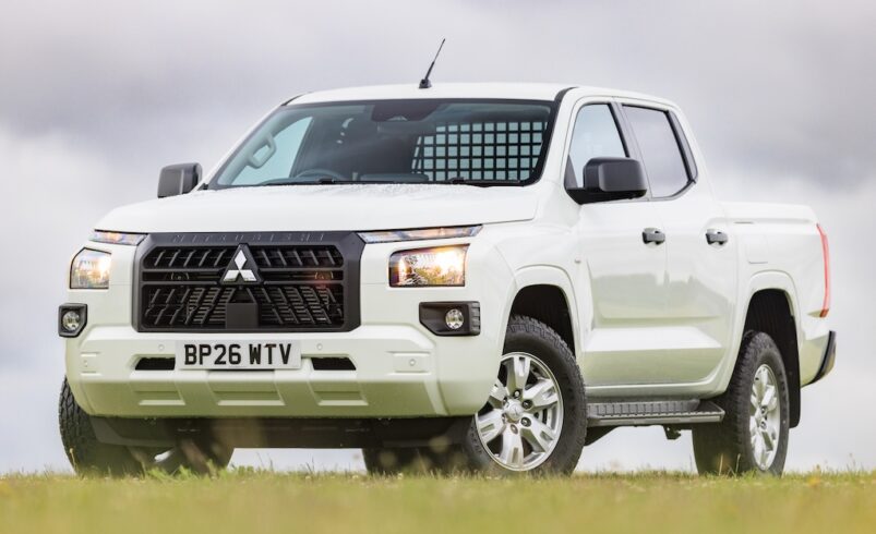 New Mitsubishi L200 Series 7 Commercial pickup ditches rear seats for big van tax breaks
