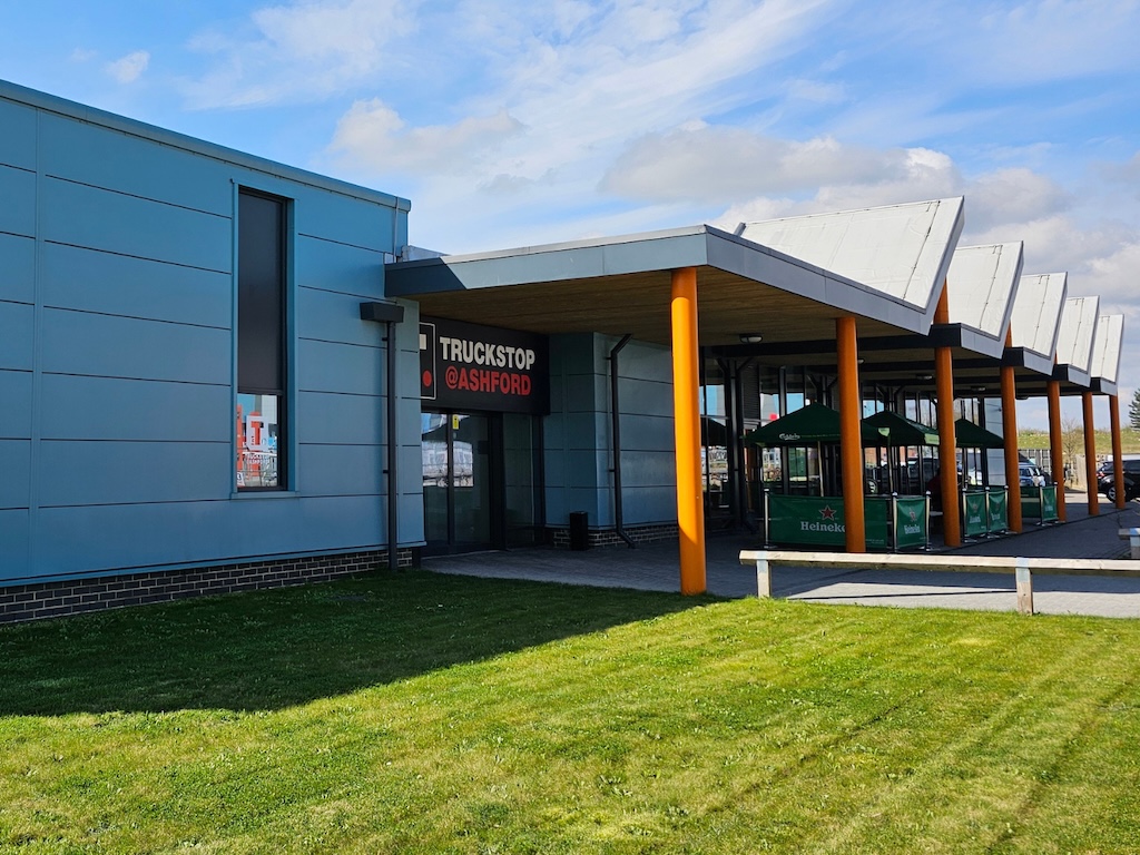 National database needed for truck driver rest facilities, says FleetCheck