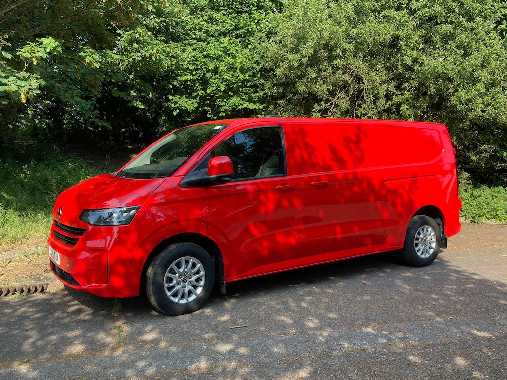 First drive: Volkswagen Transporter T30 Commerce Pro LWB 2.0 TDI
