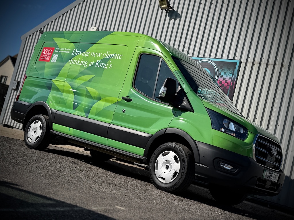 King’s College London unveils brand-new electric van fleet with eco-friendly graphics