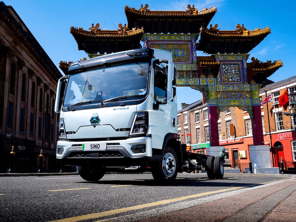 China’s Sinotruk to bring full truck range to UK and Ireland under Harris Group deal