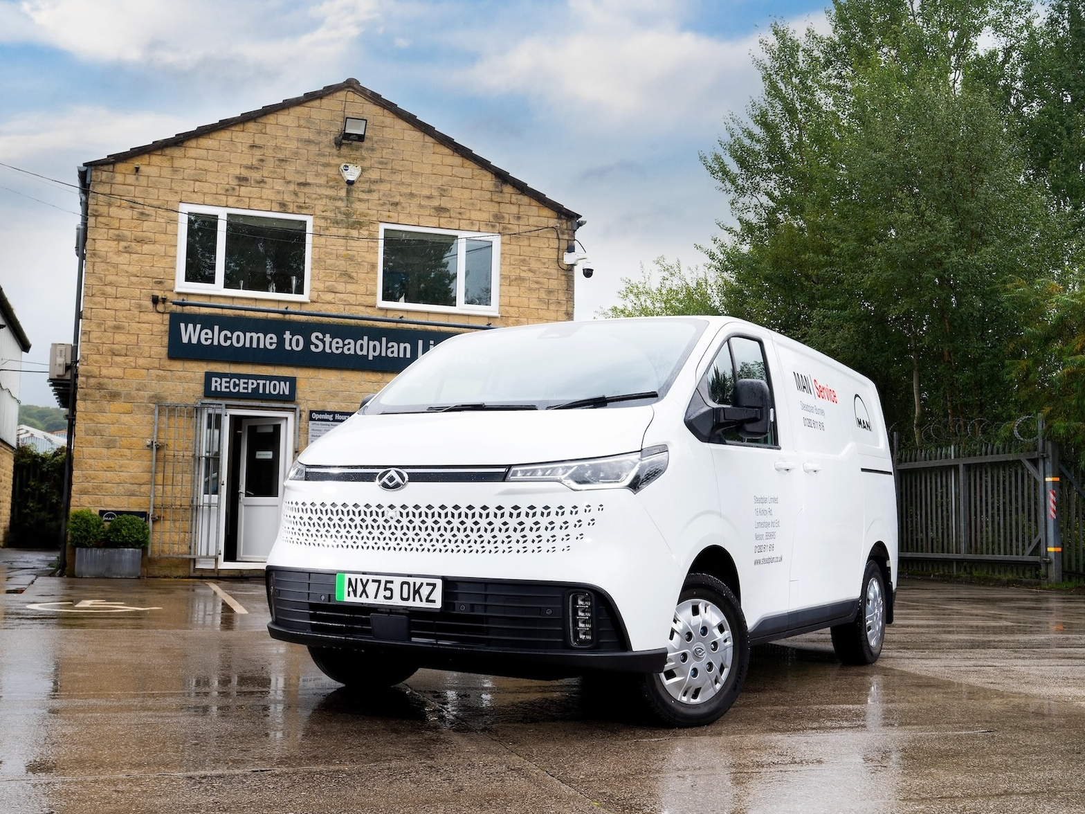 Steadplan to cut energy costs by £18k with new Maxus eDeliver 7 fleet