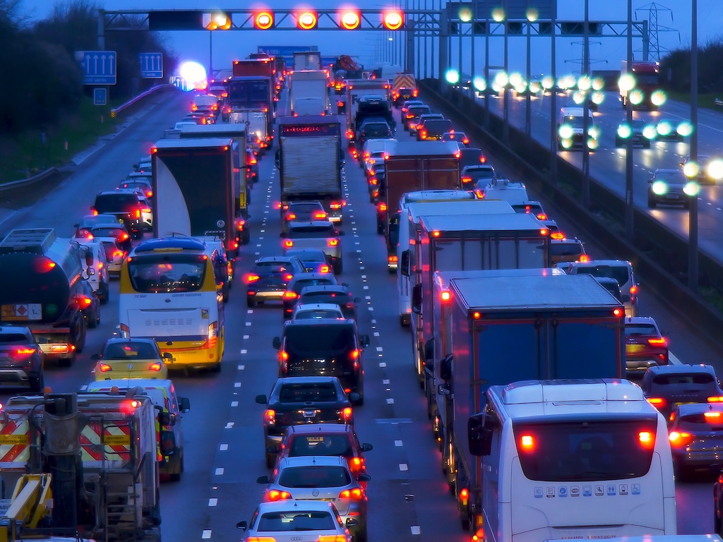 M25 at 40: Telematics data pinpoints hotspots causing biggest fleet delays